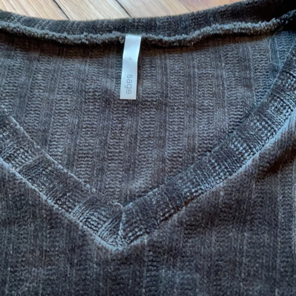 Apricot Lane Velvet Ruffle Sweater - Picture 3 of 4
